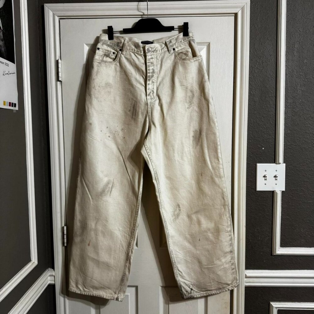 Balenciaga FW22 Baggy Dirty White Jeans